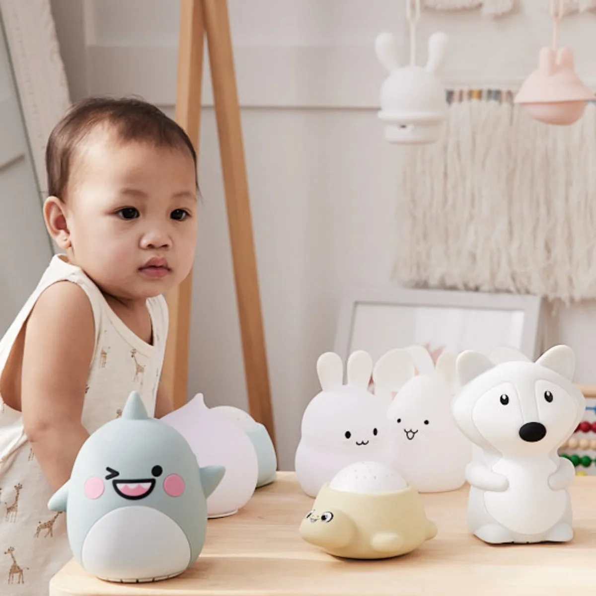 Around the Crib Lumi'noizies - Winky The Shark - Bluetooth Night Light
