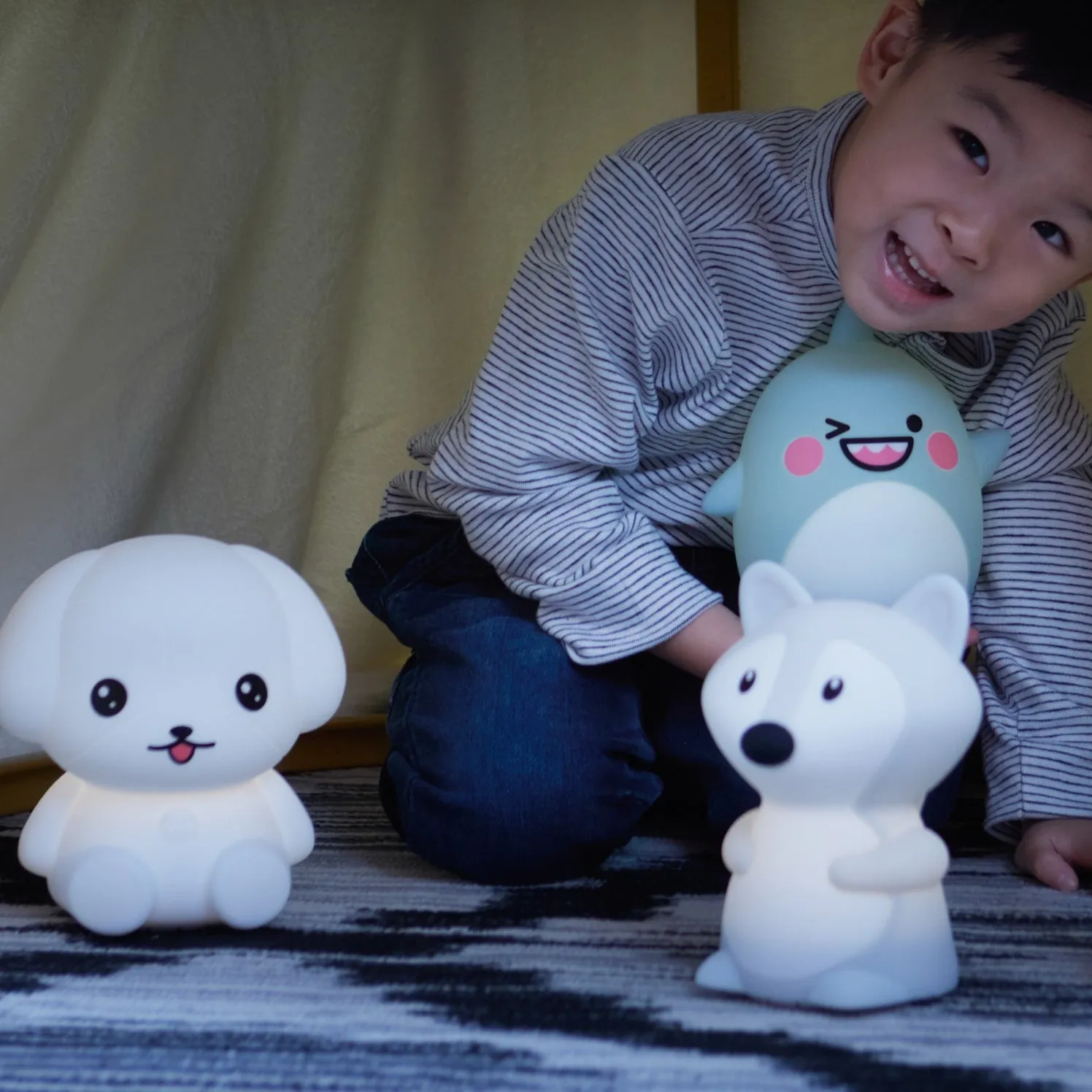 Around the Crib Lumi'noizies - Winky The Shark - Bluetooth Night Light