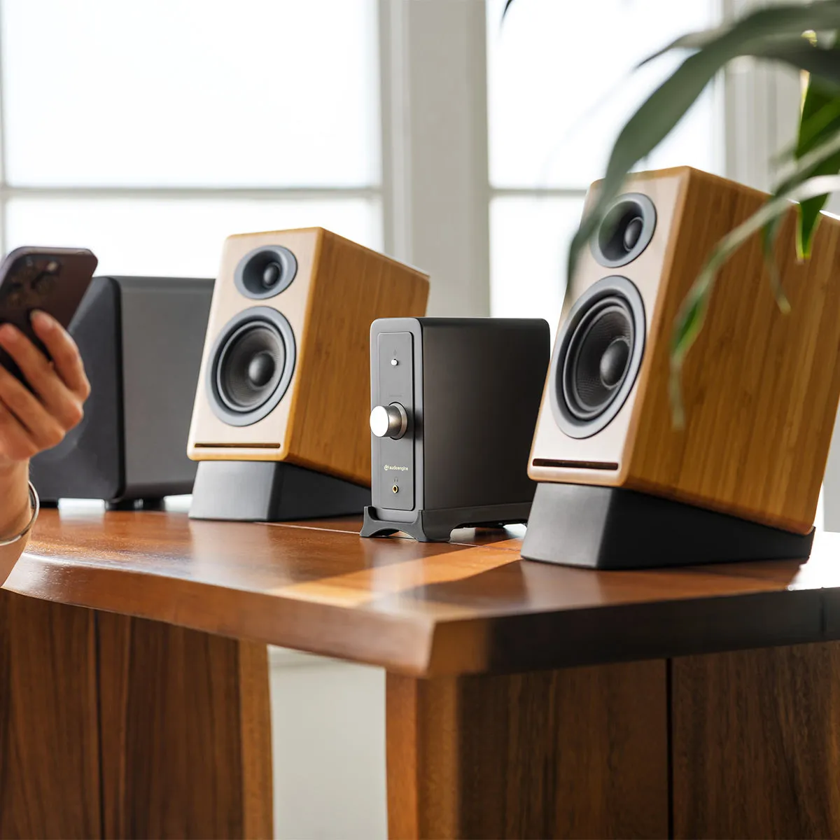 Audioengine N22 Gen 2 Integrated Desktop Amplifier with Bluetooth