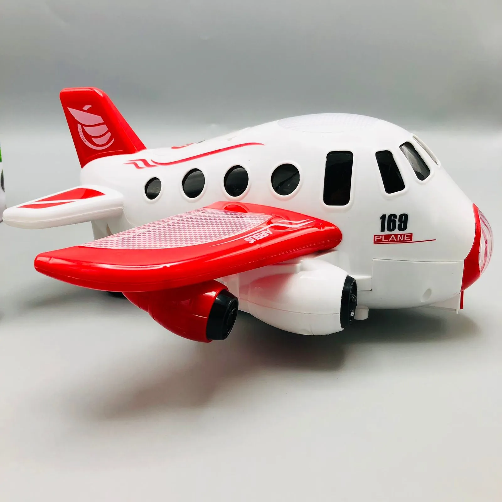 Battery Operated Catapult Airbus Plane With Mini Cars