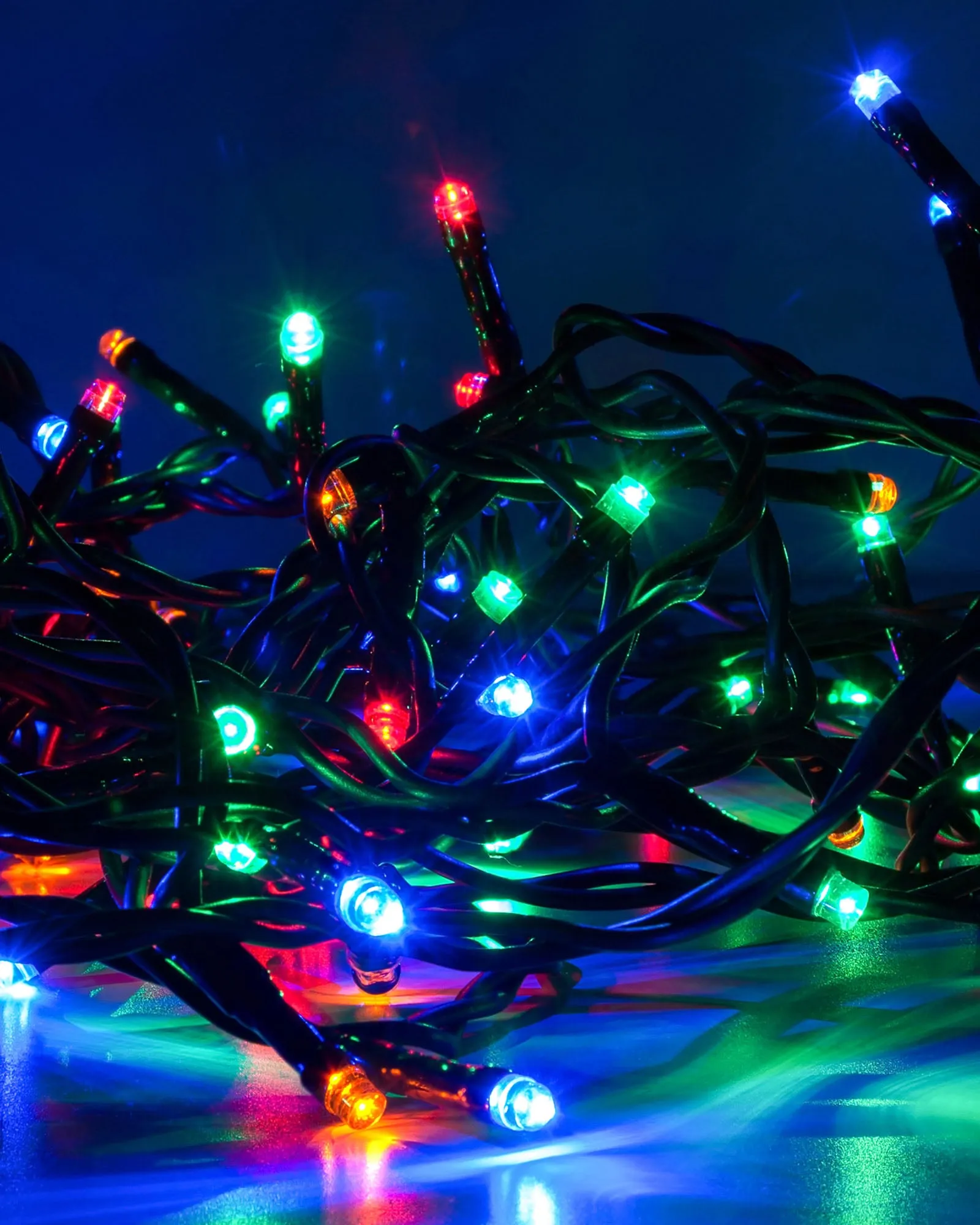 Battery Operated Multi-Function 200 LED Light String with Timer, Multi-Coloured
