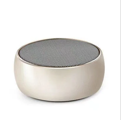 Bluetooth Smart Audio Outdoor Portable Mini Lock and Load Spray Extra Bass Portable Speaker Desktop Sound