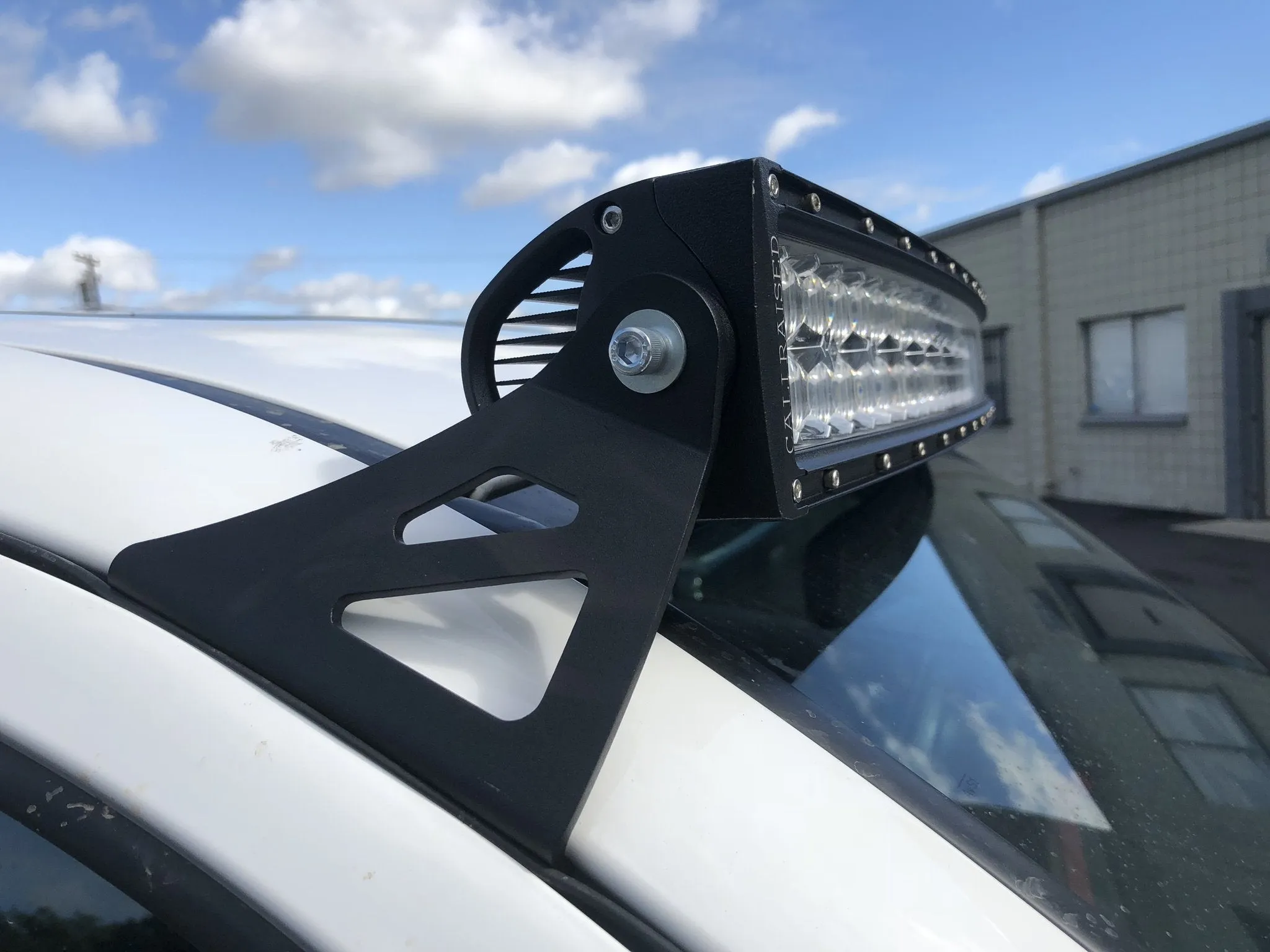 Cali Raise LED 2005-2022 TOYOTA TACOMA 52" CURVED LED LIGHT BAR ROOF BRACKETS KIT