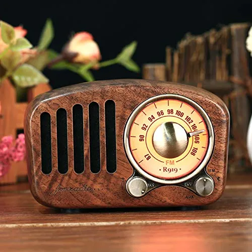 Classical retro radio receiver portable