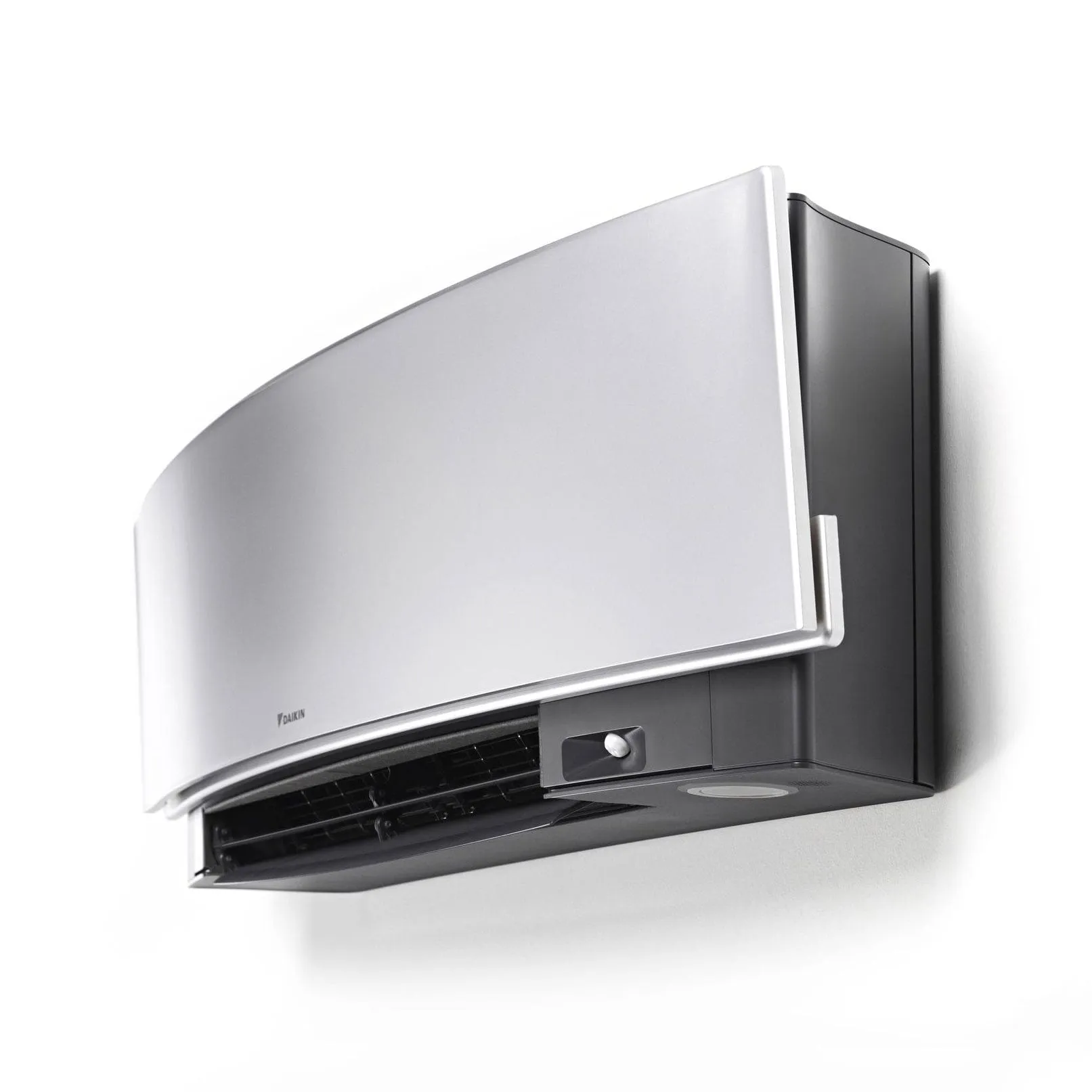 Daikin 4-Zone Wall Mounted Emura Silver Hyper Heat Ductless Mini-Split 36000 BTU Heat Pump Air Conditioner 9k   9k   12k   18k - 20 SEER2