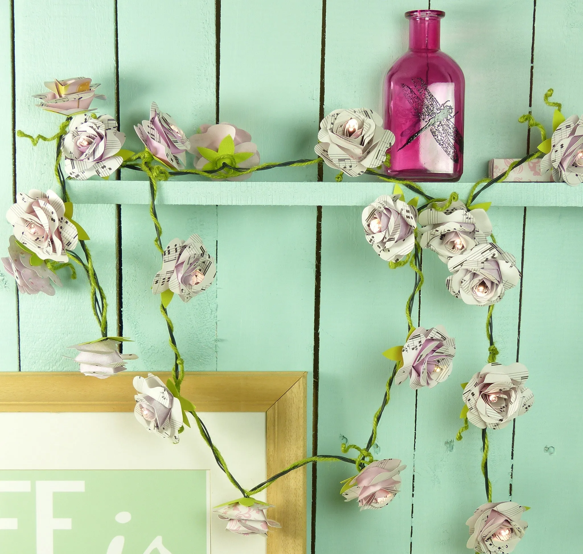 Sheet music Paper Rose fairy lights