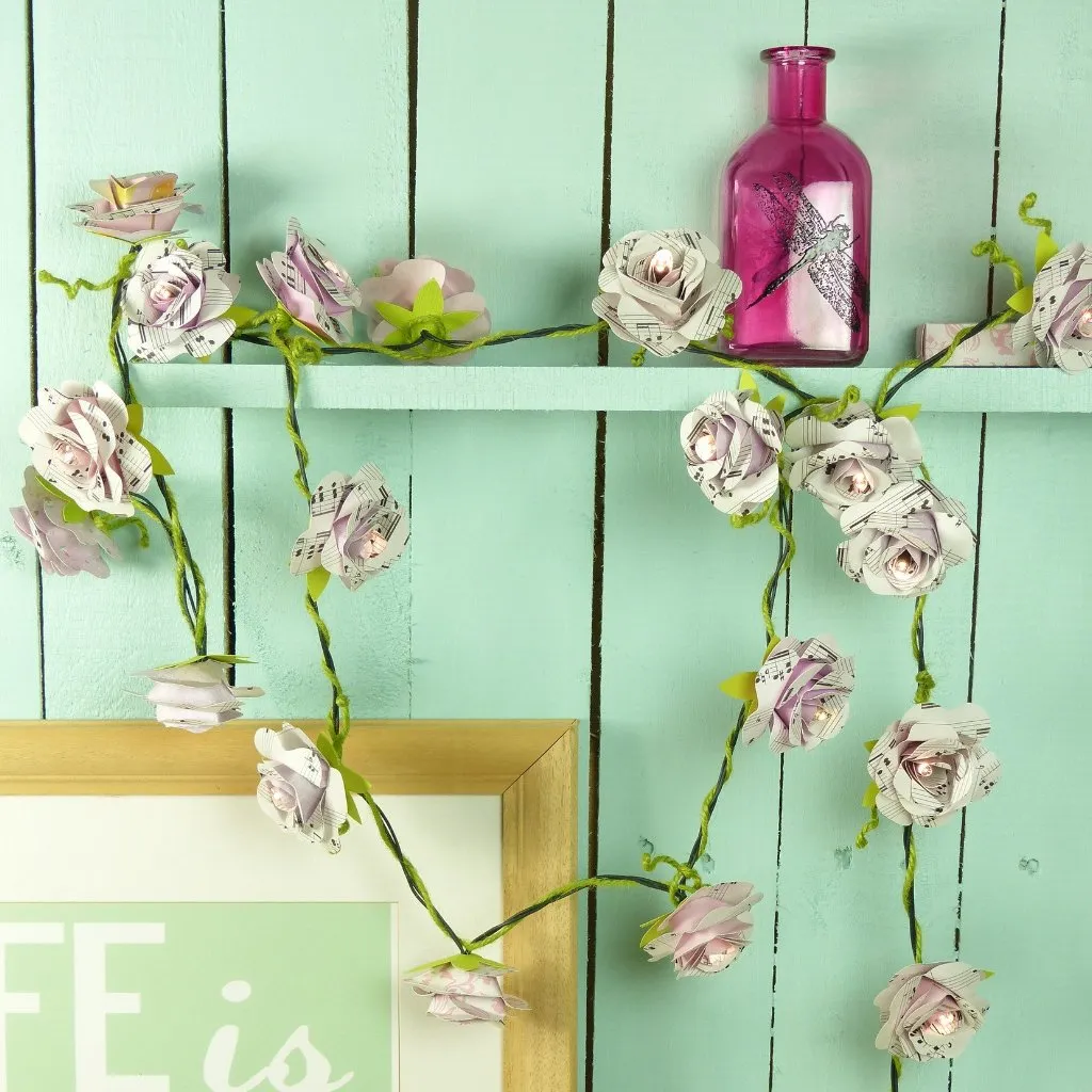 Sheet music Paper Rose fairy lights